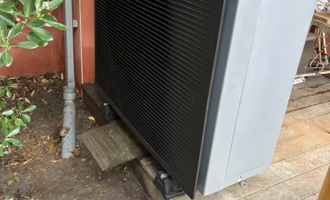 Installation pas chère d’une pompe à chaleur Air Eau à Toulouse - performance, économies et confort durable, Toulouse, ECO'NRJ